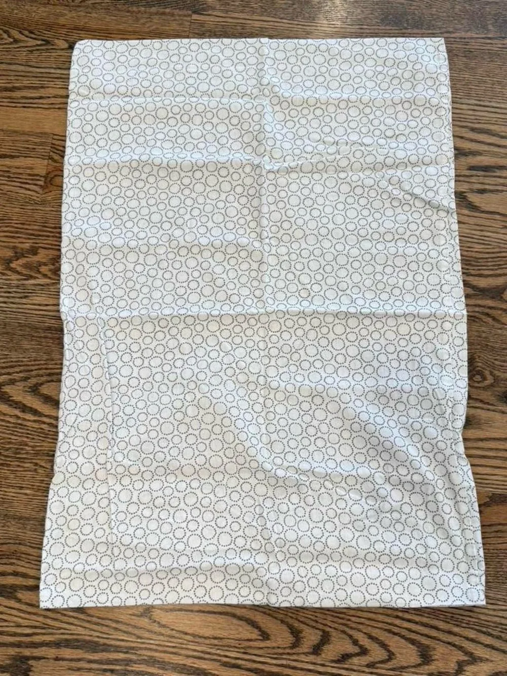 IKEA twin duvet cover w/ 1 standard pillowcase- White with Gray Circles